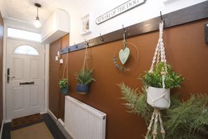 Entrance Hallway- click for photo gallery